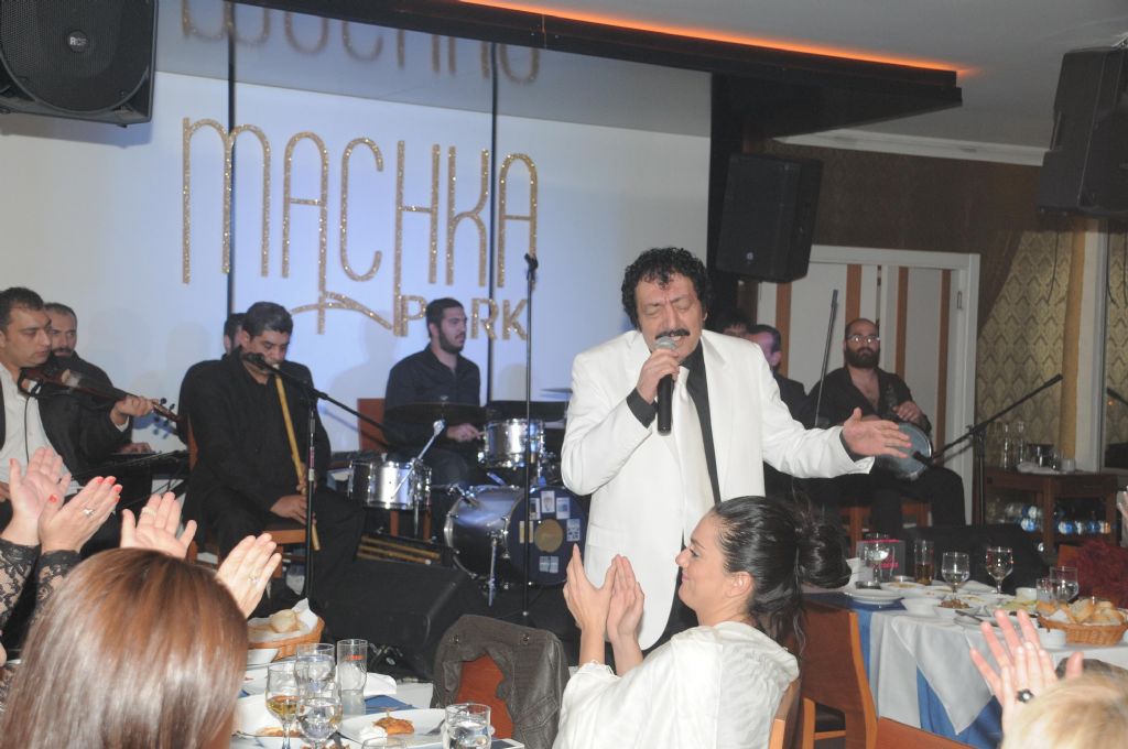 muslum_gurses-esra_balamir-2.jpg